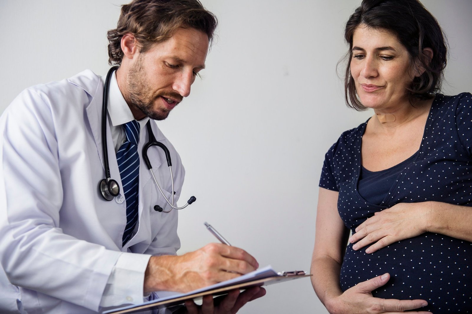 The Crucial Role of Embryologists in Infertility Treatment